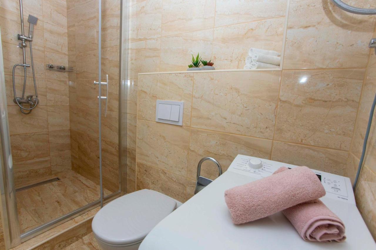 Apartment Lauc Makarska Exterior photo