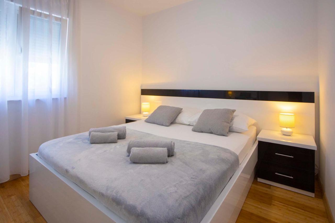 Apartment Lauc Makarska Exterior photo