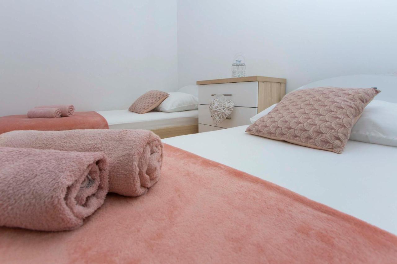 Apartment Lauc Makarska Exterior photo